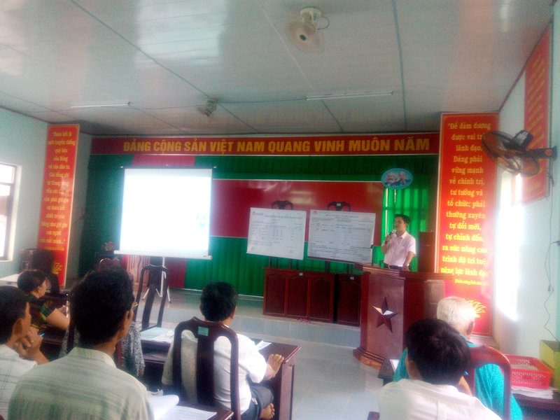 Ông Phan Thanh Tuấn Trang Phó GĐ PGD  phát biểu trước khi tập huấn.jpg